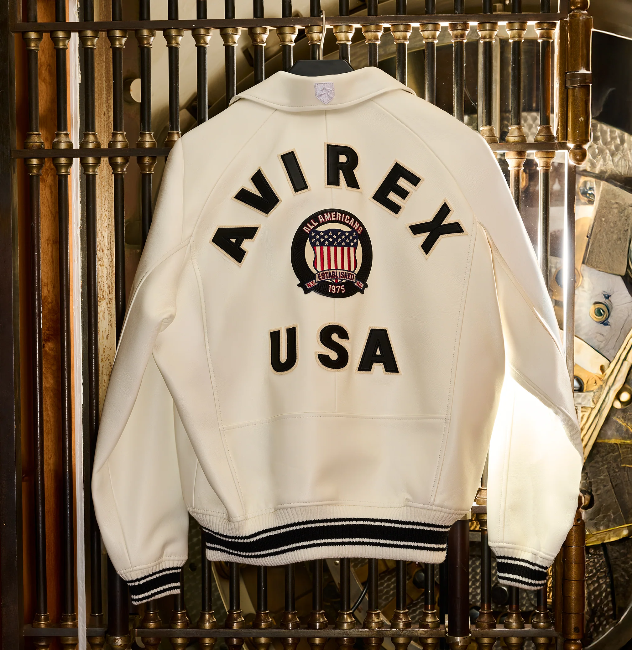 ICON JACKET - Image 11