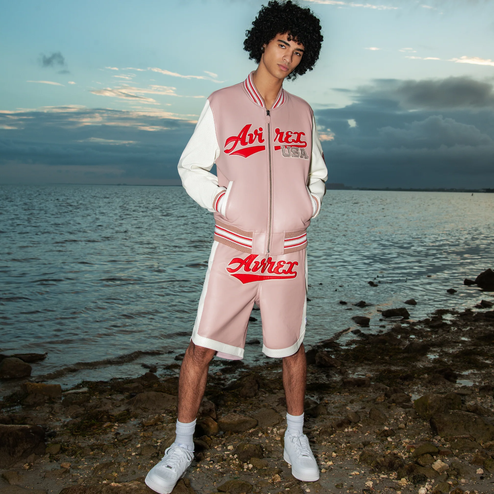 SCRIPT USA VARSITY SHORT - Image 5